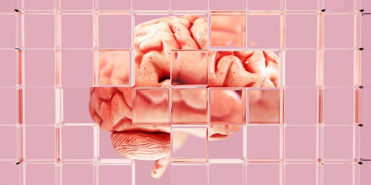 <b><strong>Anxiety and OCD Can Look Similar. These Are the Core Differences, According to Therapists</strong></b>