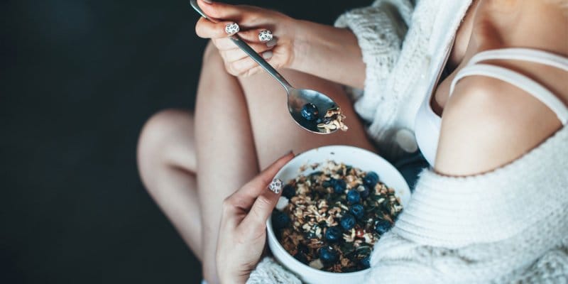 Fiber Works Even Better With This Nutrient, According To A Gastroenterologist