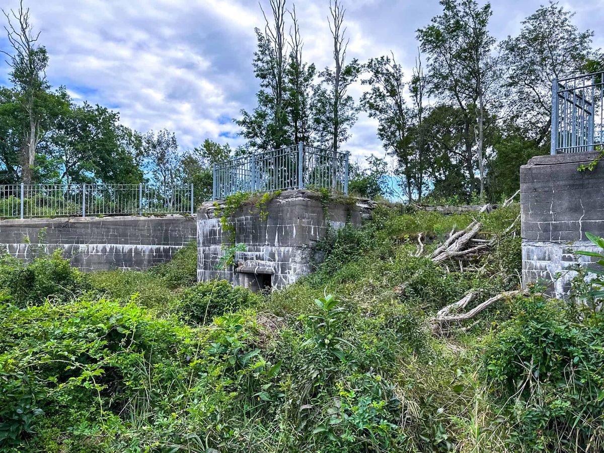 Battery Ogden (Dutch Island, RI)