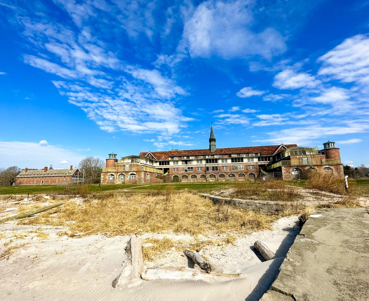 Seaside Sanatorium (Waterford, CT)