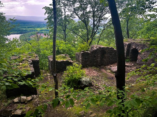Eyrie House Ruins (Holyoke, MA)