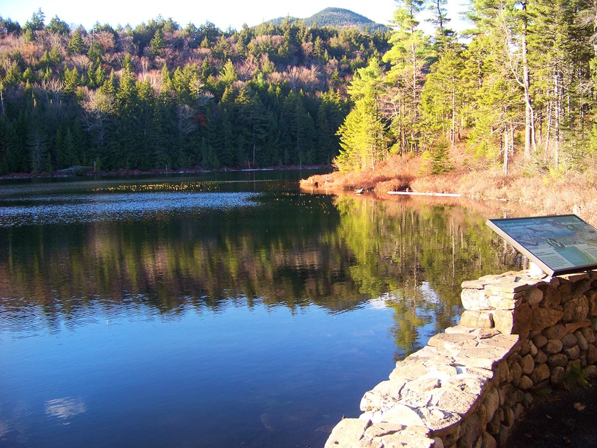 Scenic overlook from Kancamagus Highway in New Hampshire.
