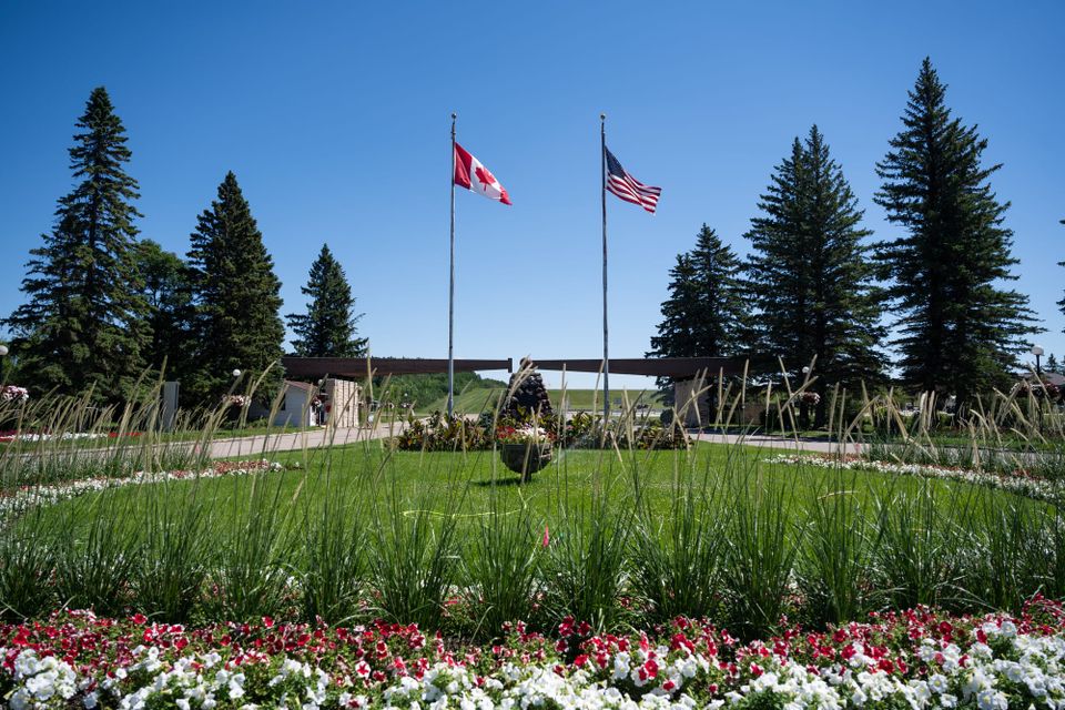 US-Canadian Friendship Flourishes at the International Peace Garden