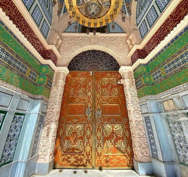 Al Salam Gate: Key Entrance to Masjid-e-Nabawi