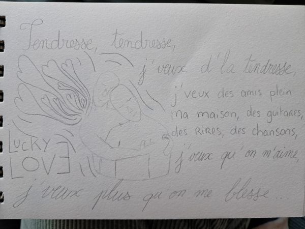 Les paroles de Tendresse de Lucky Love, avec un dessin de personnes enlacées et des coeurs
