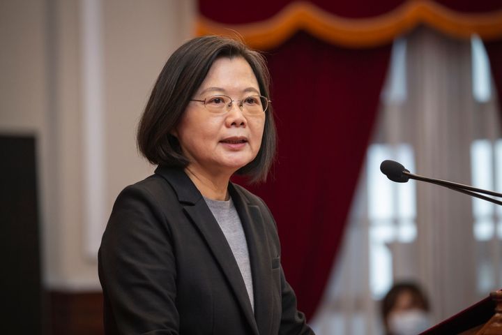 China sanctions US organizations, Taiwan's US envoy