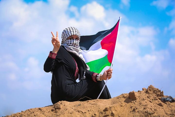 Chinese Foreign Minister Offers to Mediate Israel-Palestine Peace Talks