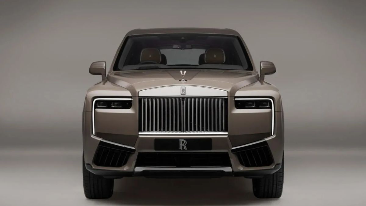 Royal Gift Registry Reveals Lavish Coronation Presents for King Charles III