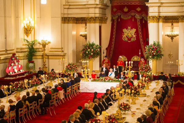 A User's Guide to British Royal State Visits: Theatre of Diplomacy
