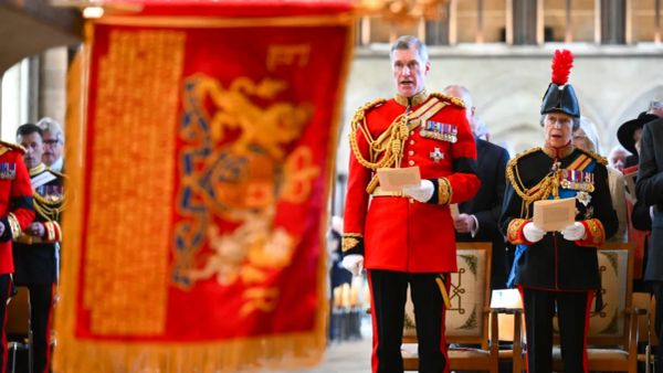 Salisbury Cathedral Welcomes Household Cavalry Standards in Ceremony Honouring the Late Queen