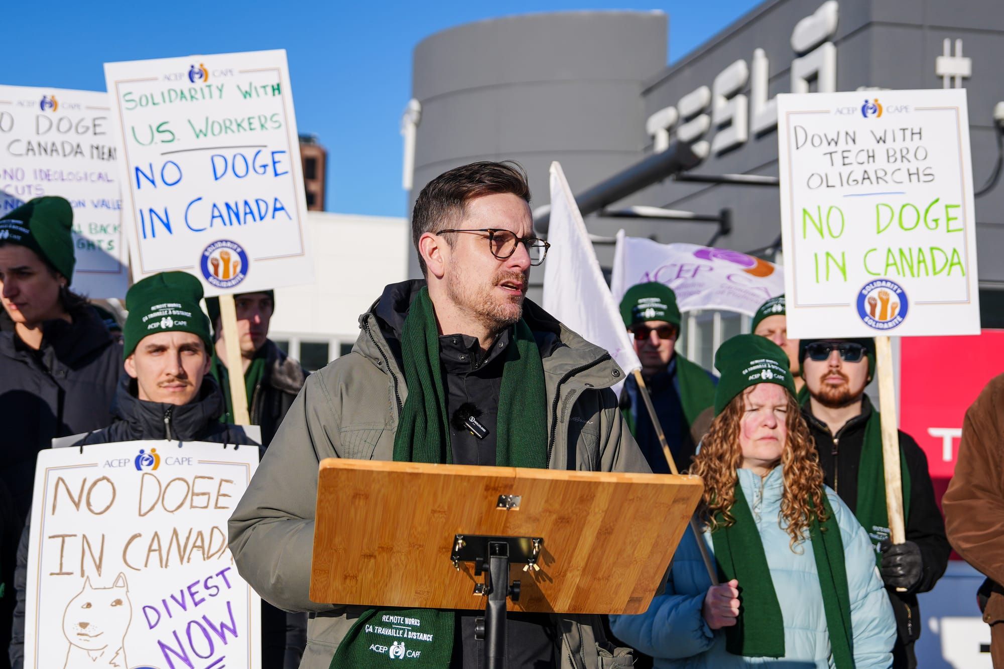 A Major Canadian Union Is Calling For Pensions To Divest From Tesla