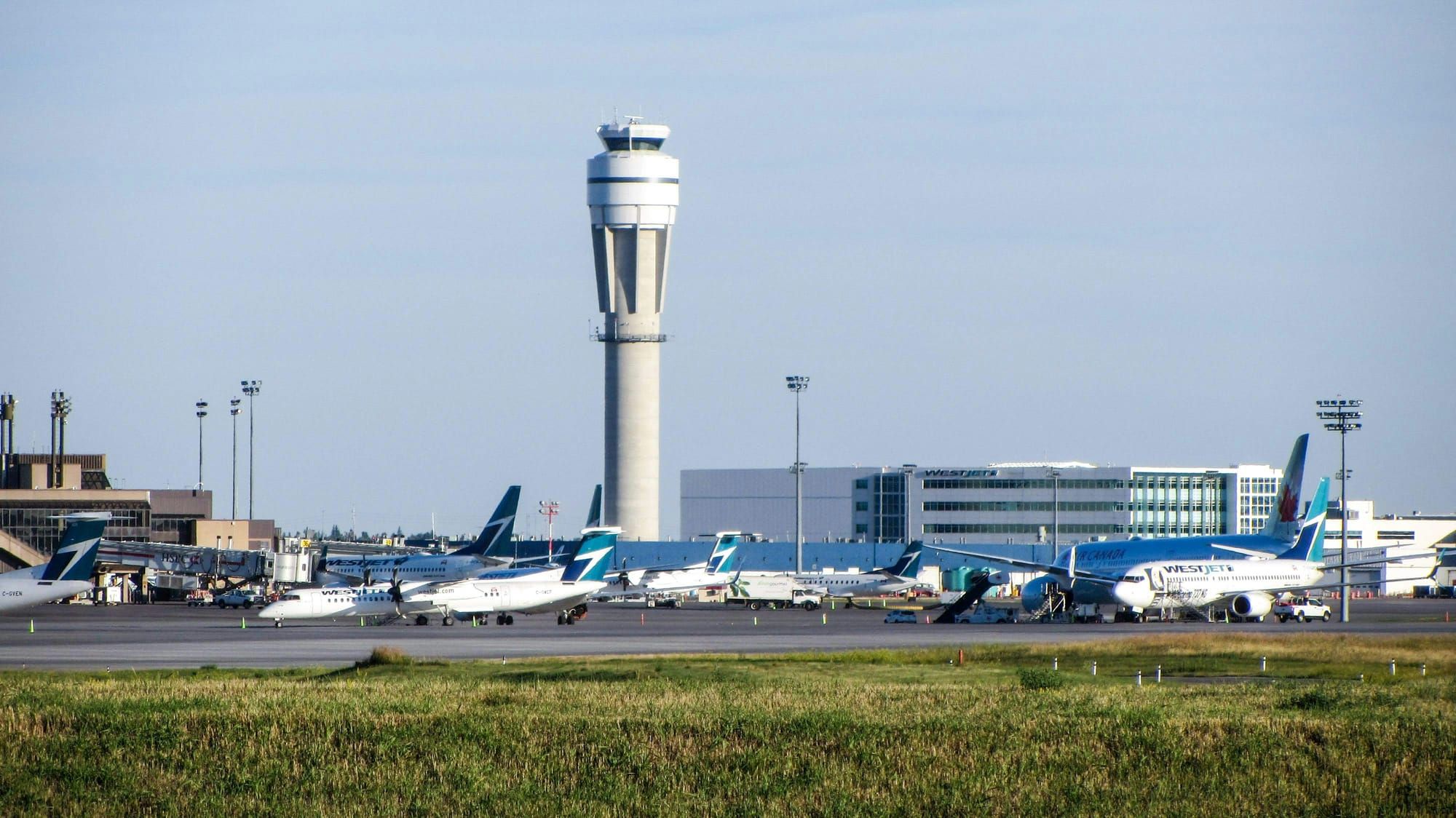Police Didn’t Notify Public Of G7 Bomb Scare At Calgary Airport