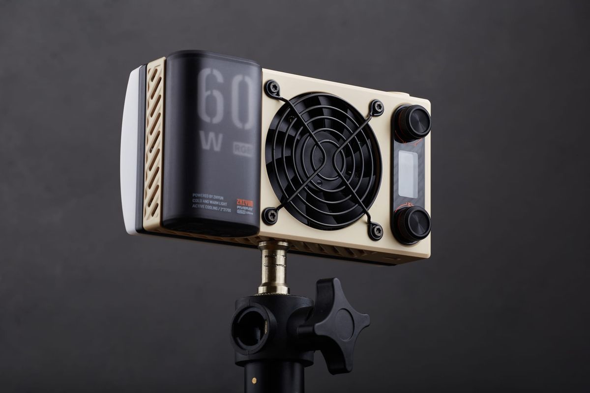 A Review Of The Zhiyun Fiveray M60 Ultra RGB Light