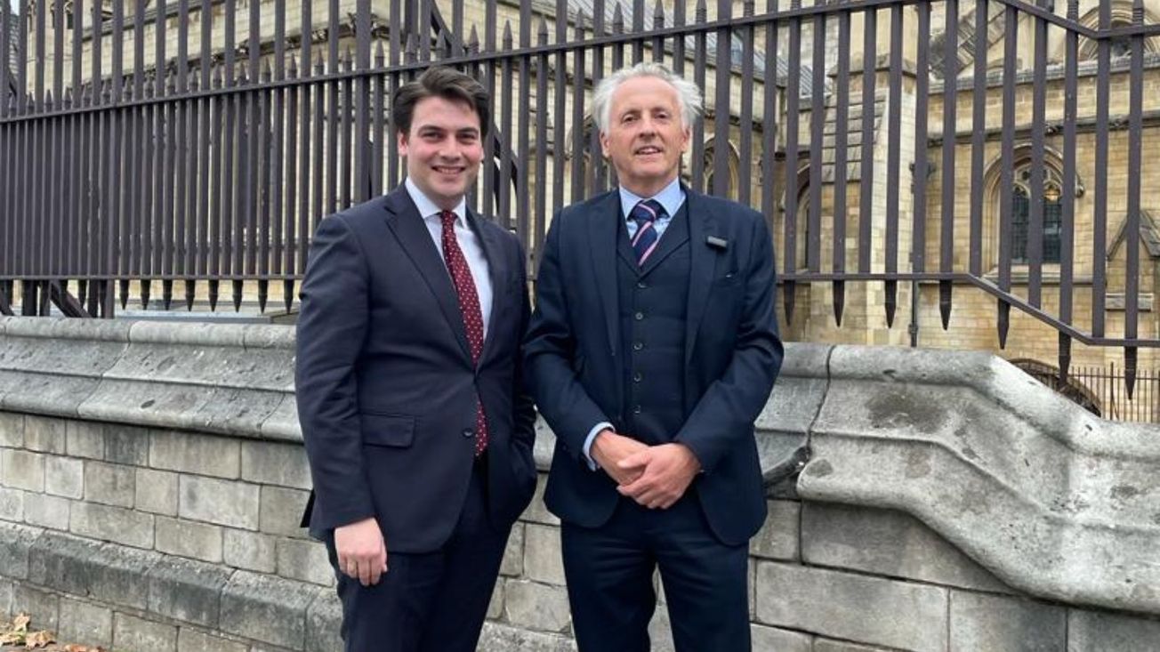 Petition objecting to "ridiculous" plans for HS2 construction route in Hale Barns is delivered to Parliament