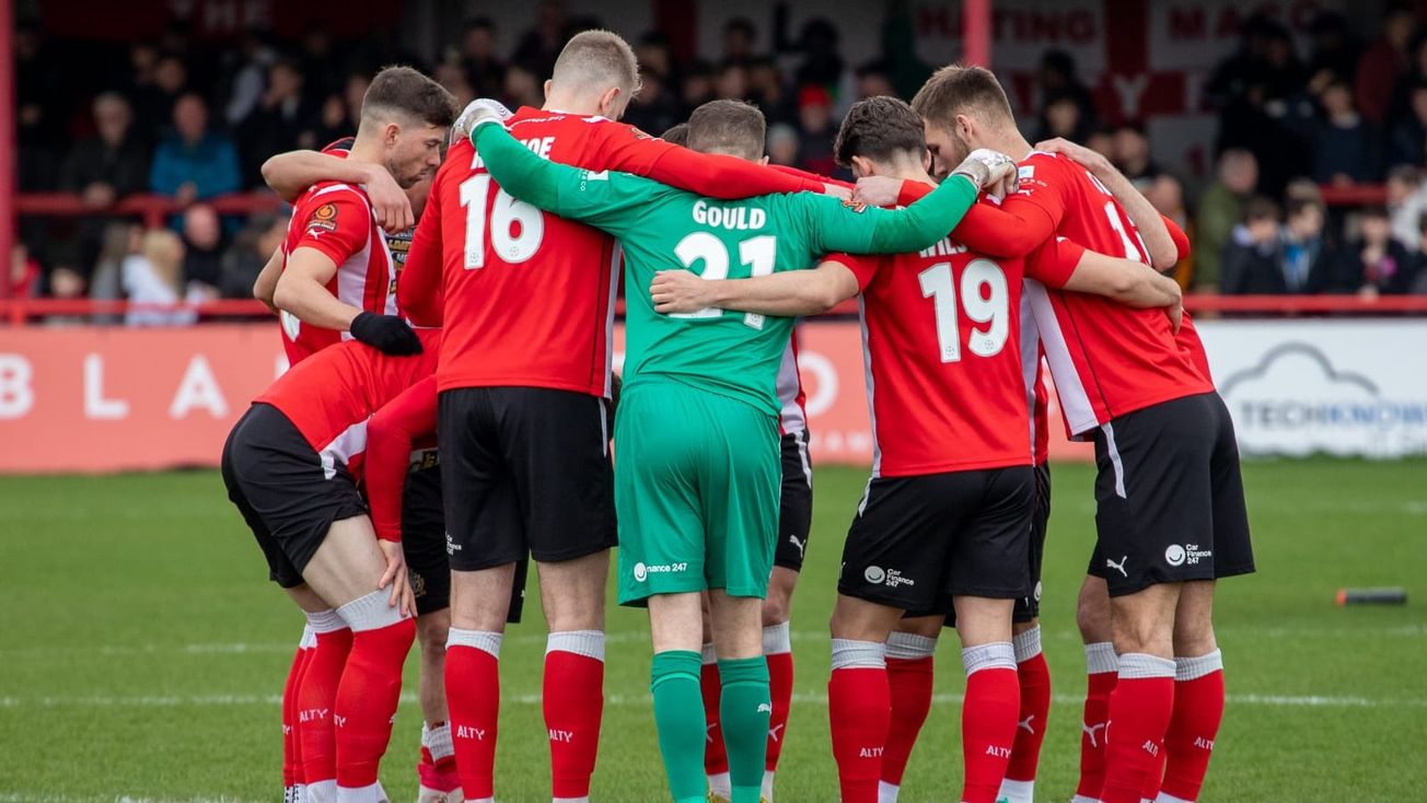 Robins' injury boost as they look to reverse alarming slide down National League table