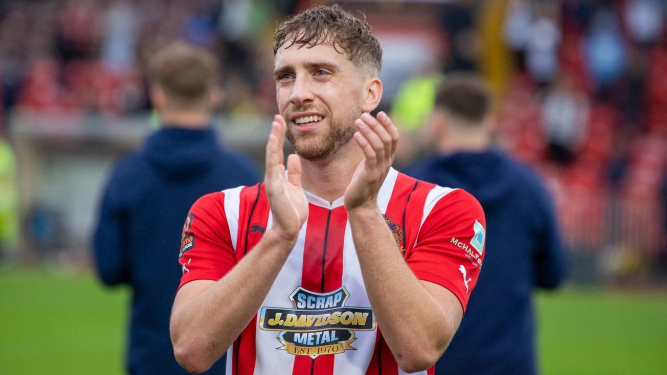 Parkinson hails "true leader" Marriott after skipper's England call-up