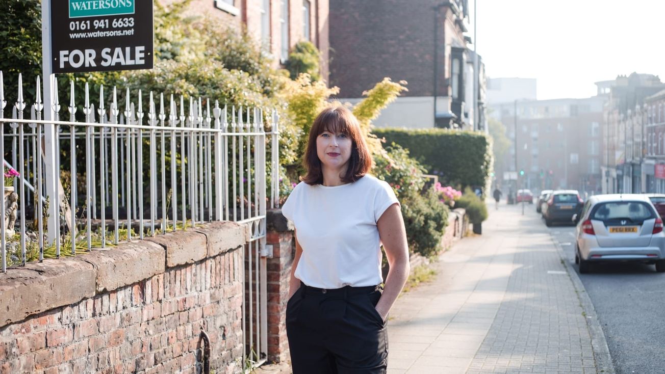 How ‘Altrincham’s Kirstie Allsopp’ can help you locate your next house