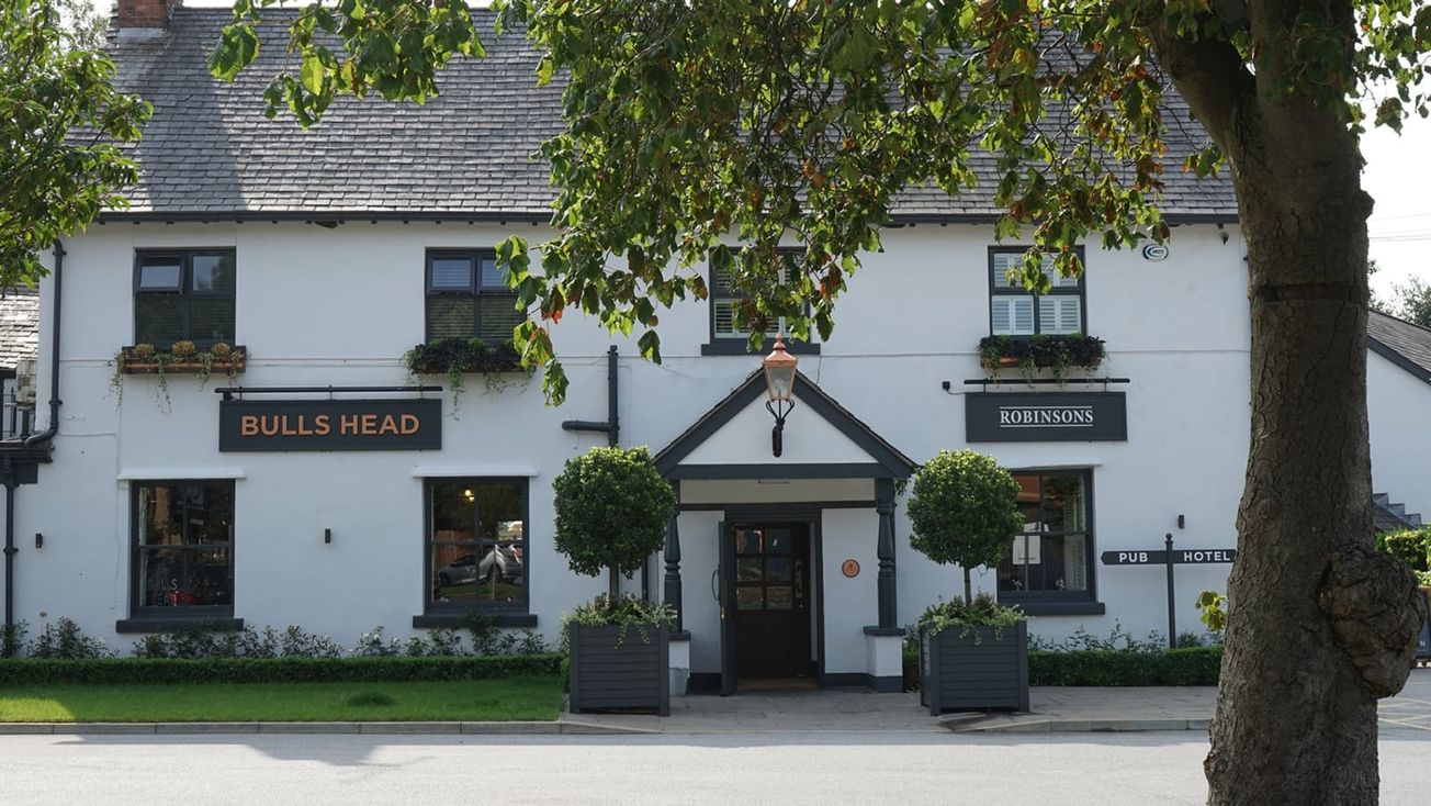 Hale Barns pub The Bulls Head wins permission to build new hotel block