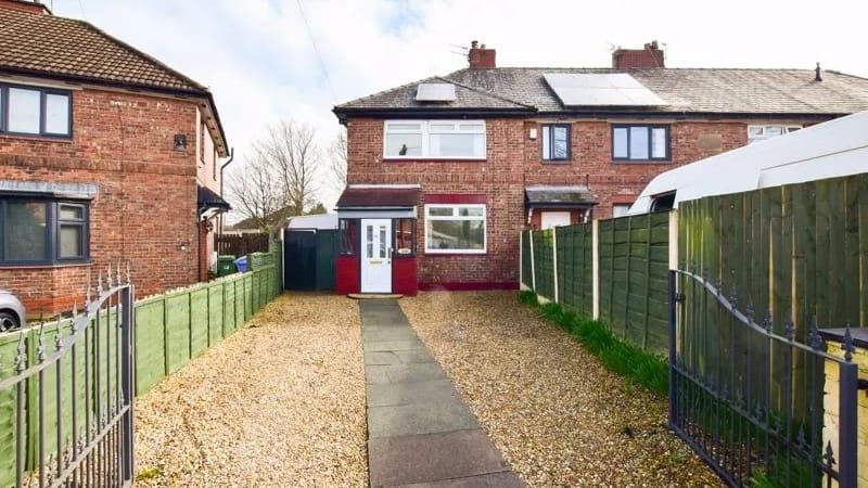 Three-bed Broadheath house with "fantastic" garden is one of Zoopla's most-viewed properties