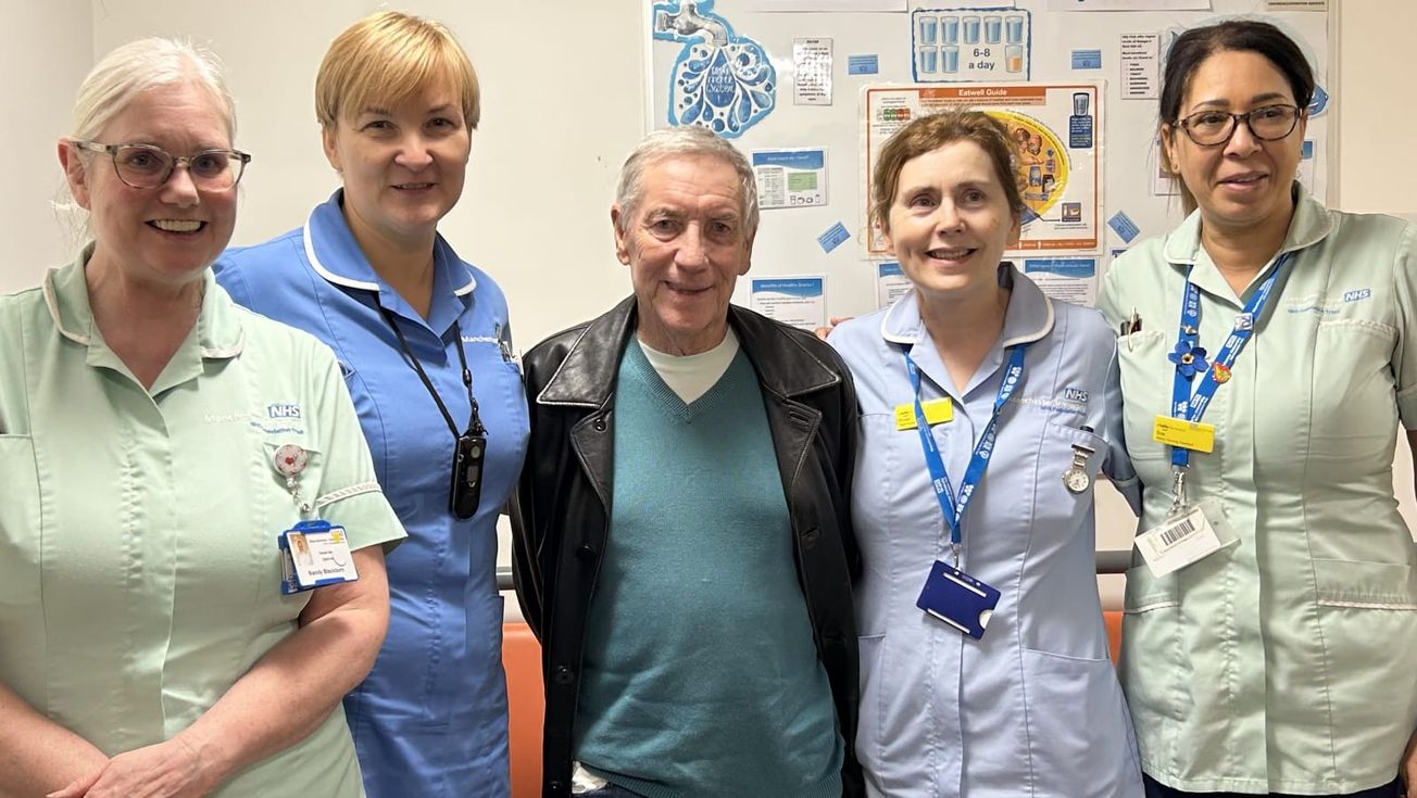 Man thanks Altrincham Hospital staff who saved his life after heart stopped for 11 minutes during routine visit