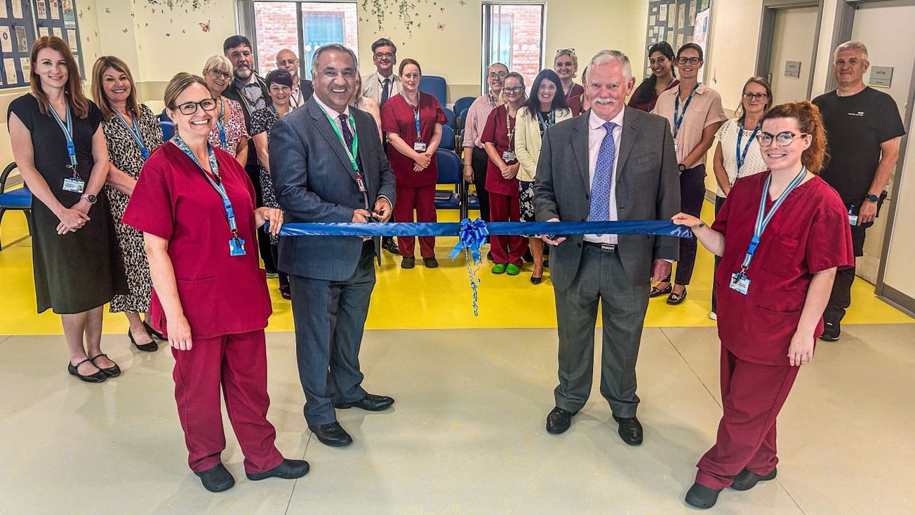 NHS opens "state-of-the-art" community dental clinic in Altrincham