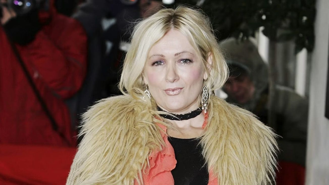 10 years on from her death, artist behind Mani mural plans Caroline Aherne tribute