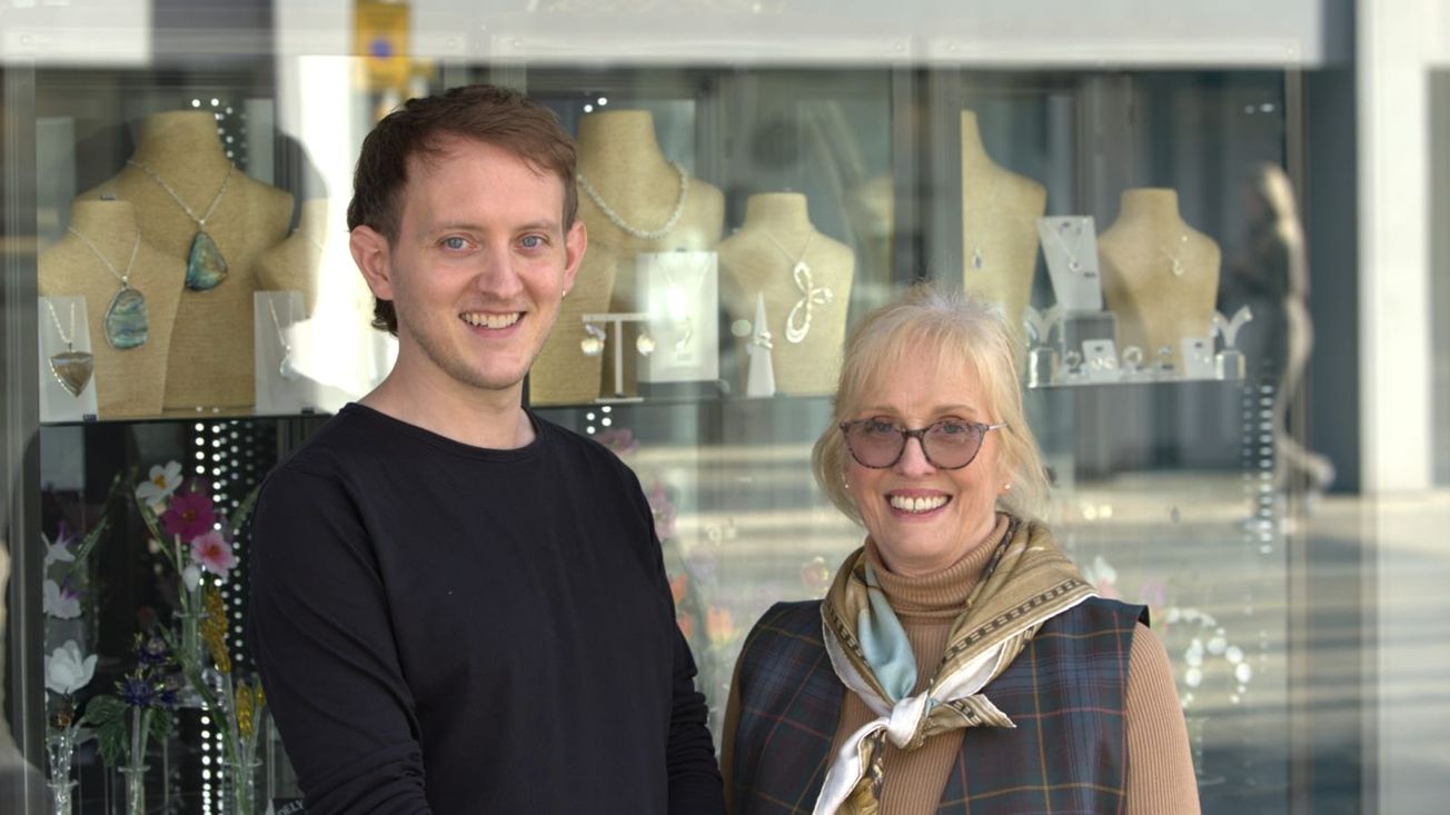 "An incredibly difficult decision": Award-winning Altrincham jewellers to close after 12 years