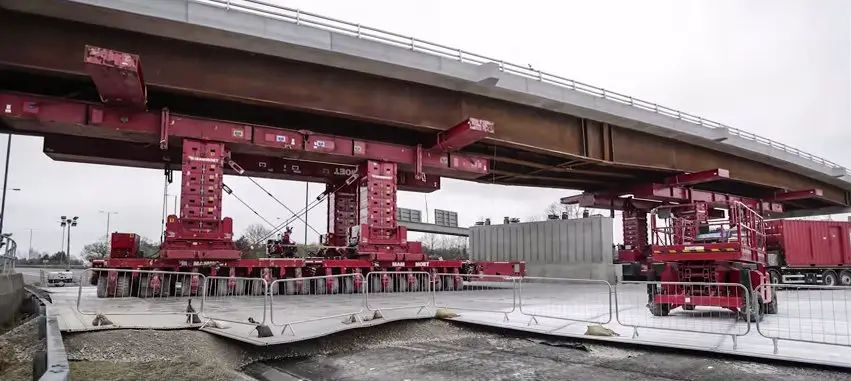 Watch amazing time-lapse video as 1,500-tonne bridge is moved into place on Thorley Lane