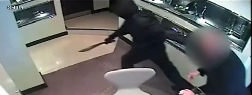 Watch terrifying CCTV footage of £186,000 Altrincham jewellery shop heist