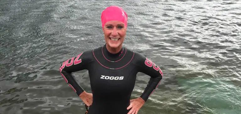 Altrincham Hospital’s Marie to take part in first triathlon at the age of 47