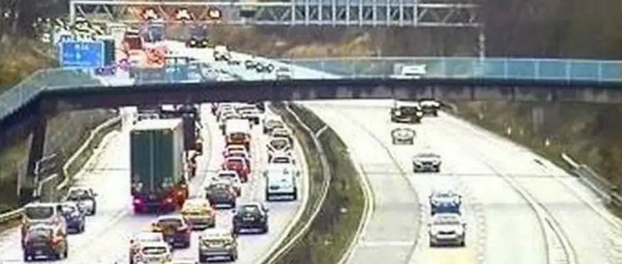 Severe M56 delays near Altrincham as tanker spills 500 litres of bleach in crash