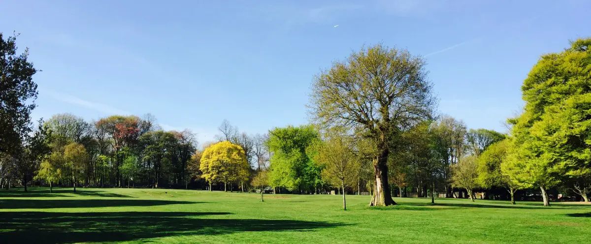 Altrincham to be warmer than the Costa del Sol and the Algarve this weekend