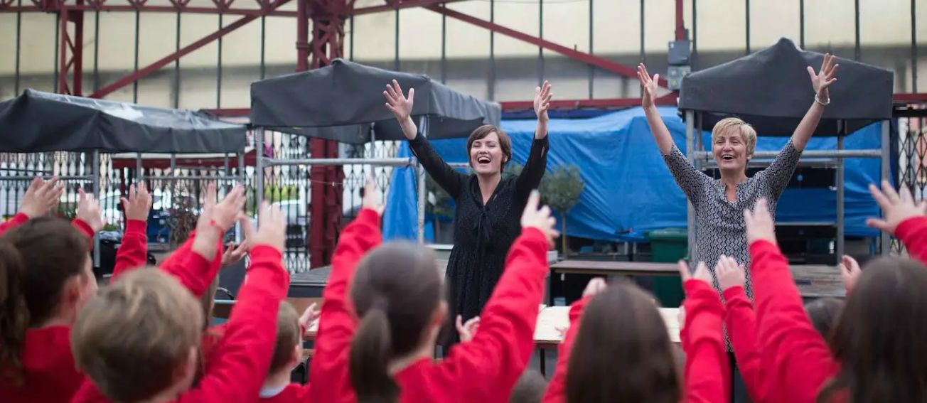 “They melted everyone’s hearts”: Sisters behind Altrincham children’s choir to appear on Dragons’ Den