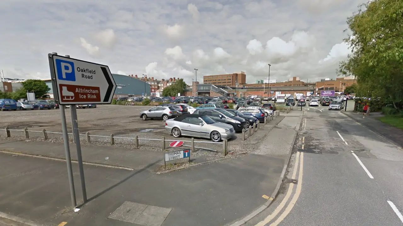 Parking in Altrincham to be free after 3pm for six weeks