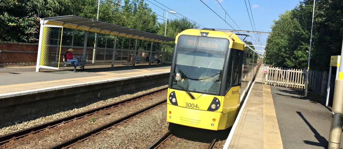 Major disruption for commuters as Metrolink closes Altrincham line “for most of the afternoon”