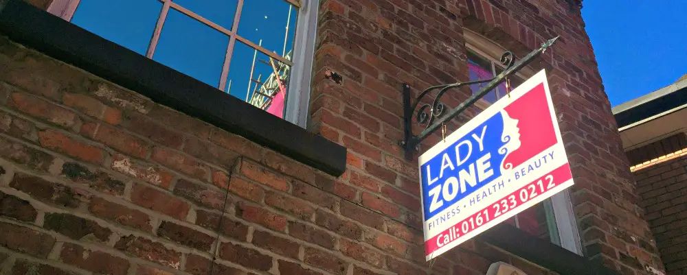 Bake sale helps Ladyzone raise funds for Macmillan Cancer Support