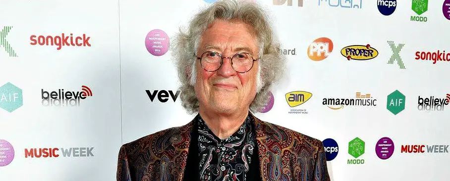 It’s Christmaaaas!! Noddy Holder revealed as special guest for Altrincham’s Christmas Lights Switch-On