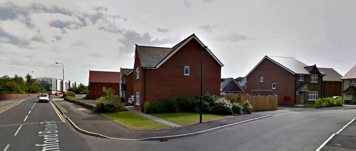 Distinctive Range Rover stolen in Timperley robbery