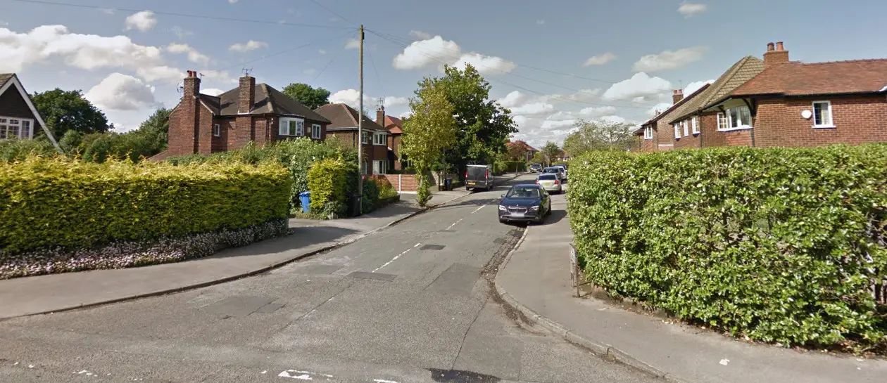 Masked men rob woman in “terrifying” attack in Hale Barns home