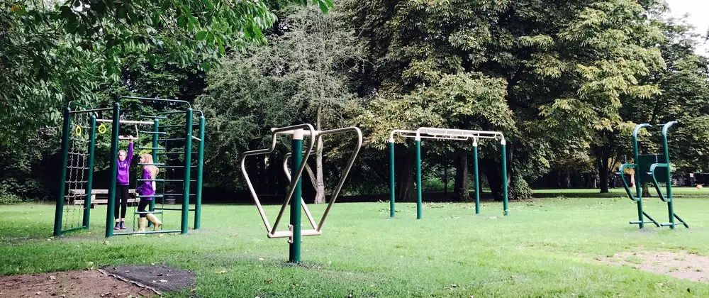 Outdoor gym installed in Timperley park