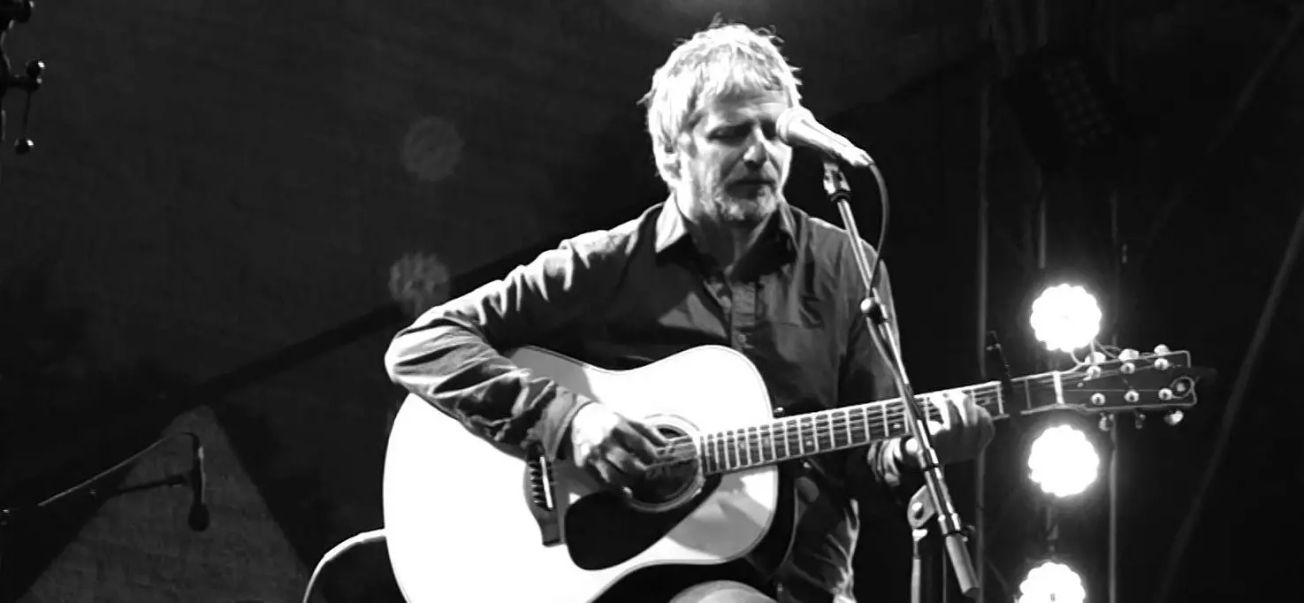Acclaimed singer songwriter John Bramwell to play Goose Green venue The Green Room