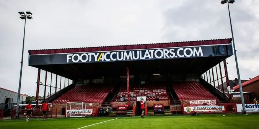 Robins agree sponsorship deal with betting site Footy Accumulators