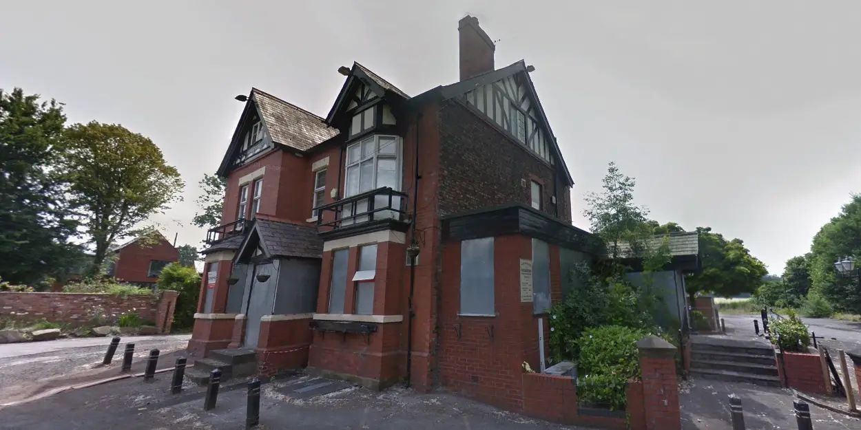 The bar from the former Bay Malton Hotel has been saved – by a hotel 20 miles away