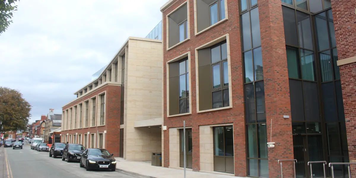 New health hub should not become offices, says Sir Graham Brady, as he raises issue with Health Secretary