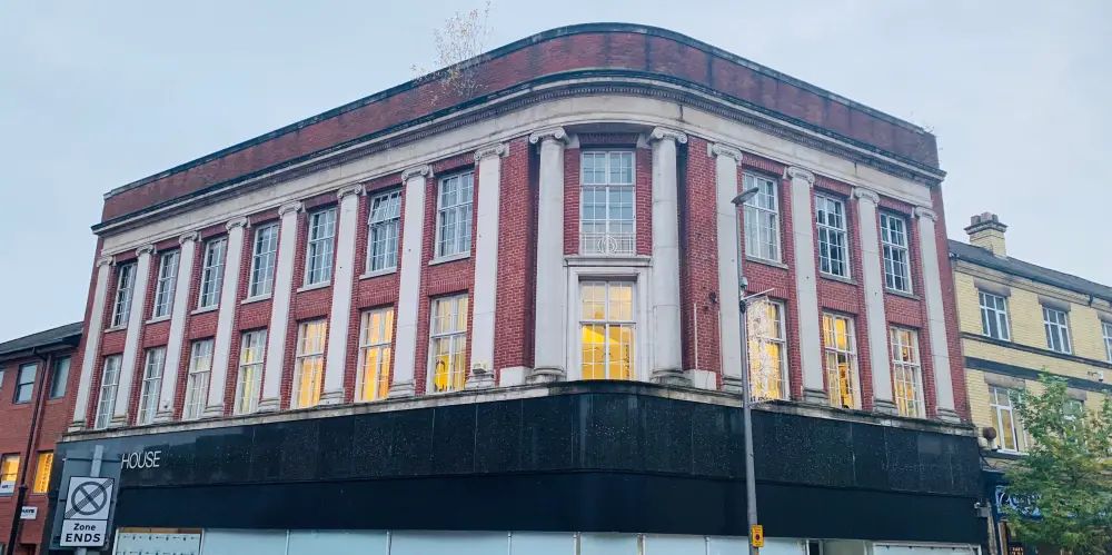 Leading designer furniture store to restore Art Deco building and relocate its Manchester showroom to Altrincham