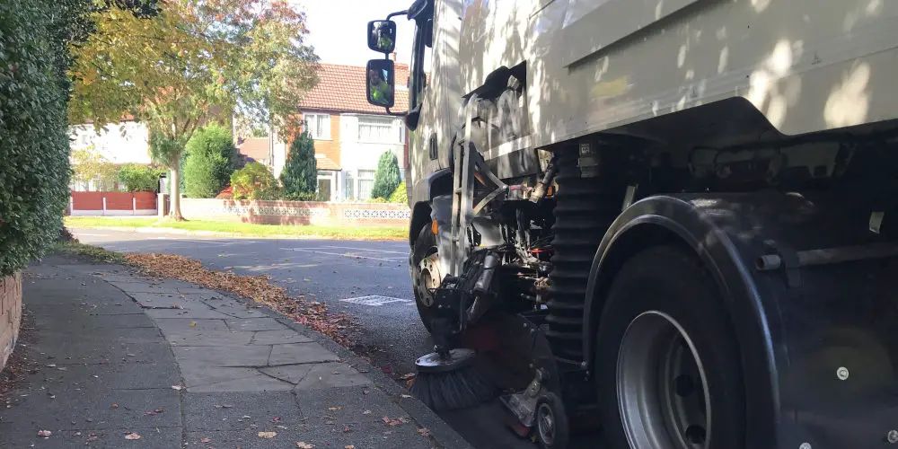 Residents warned they face £80 on-the-spot fines for pushing leaves from their property to the road