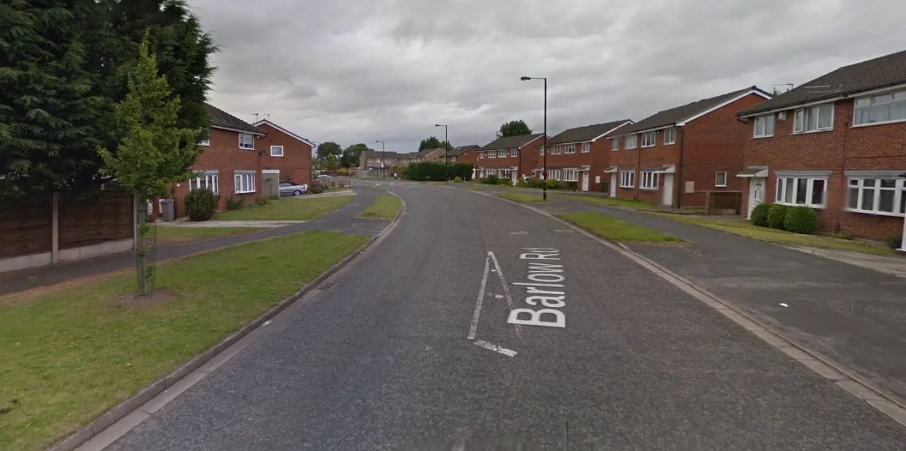 Fire crews called to Broadheath house after kitchen blaze