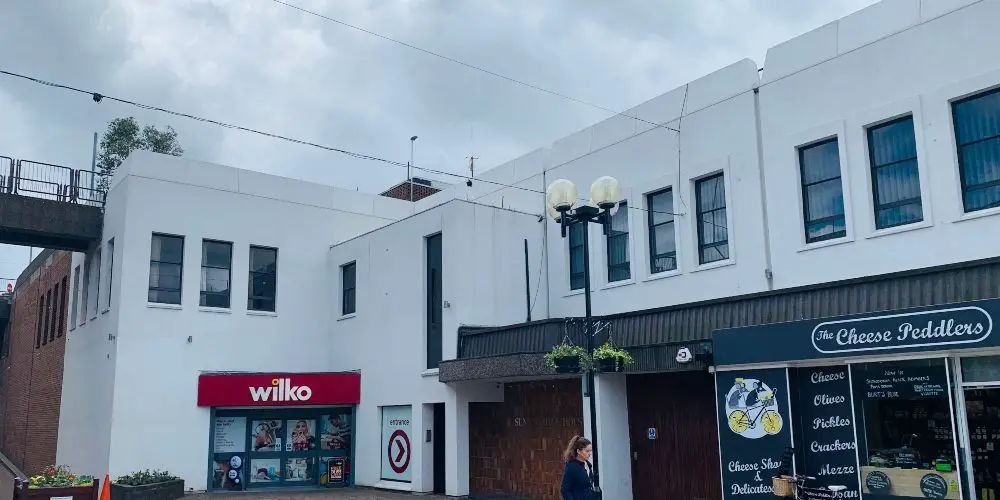 Plan submitted to convert office space above Wilko in Altrincham into 12 flats
