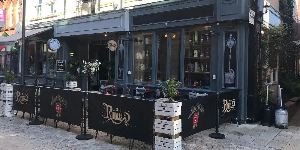 Riddles Bar to launch “liquor store” inside Greenwood Street bar