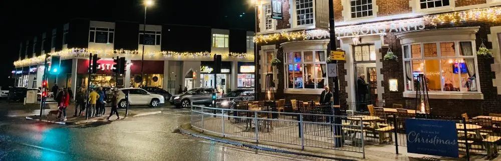 Councillor in appeal for businesses and residents to help light up Timperley this Christmas